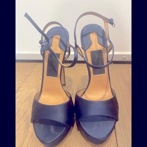 Salvatore Ferragamo Navy Blue Satin PlatformPump-Size 8 1/2, Excellent Condition - Picture 2 of 7